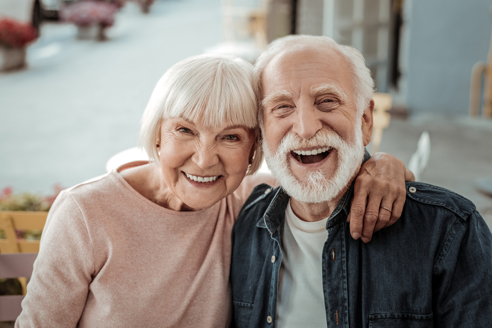 dentist provo Jeppson Dental team providing friendly and professional dental care in a modern, comfortable environment in Provo, UT.